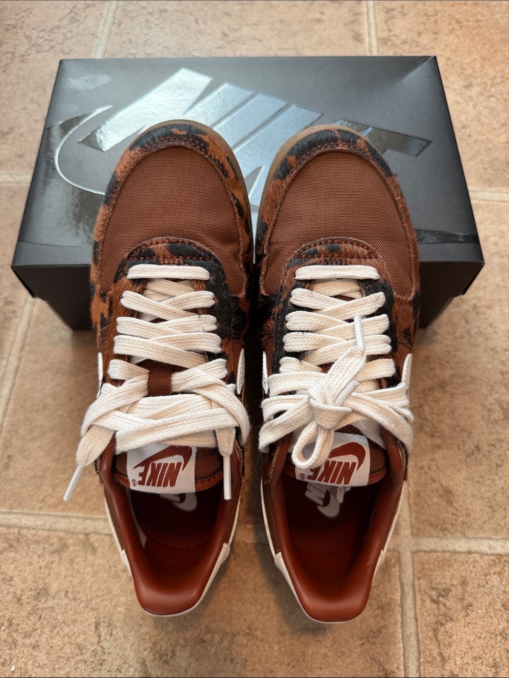 Women’s WMNS Nike Field General Sneakers. Size U.S. W7.5/M6 - Picture 3 of 10
